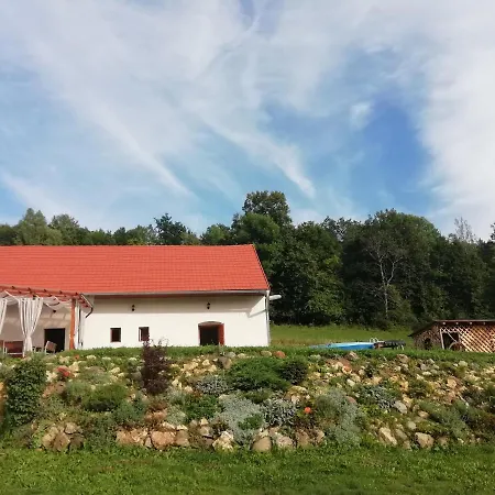 Neresnica Pliešovce