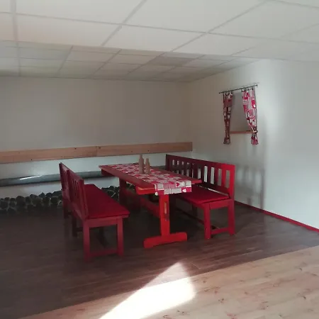 Feriehus Neresnica *